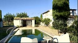 Sale of a small Mas, House of 112m2 on land of 4117m2 with swimming pool