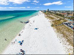 Coastal Elegance Townhome With Space For Everyone Feet From The Beach 