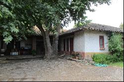 Chilean-Style House in Fundo Rengo