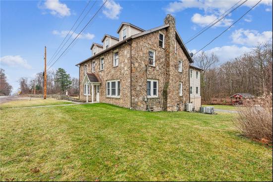 537 Lincoln Highway, Jenner Twp PA 15531