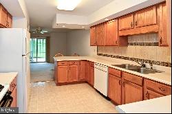 3025 Lakefield Road Unit 3025, York PA 17402