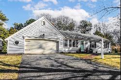 42 Four Seasons Dr, Yarmouth MA 02664