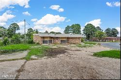 377 Martin Luther King Drive, Mansfield LA 71052