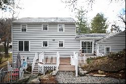 7 Nutmeg Drive, Nashua NH 03062