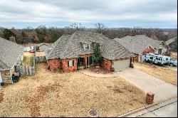 301 Club House Drive, Shawnee OK 74801