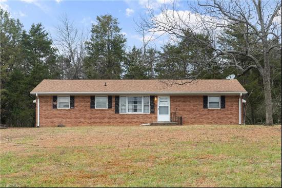 4810 Rex Road, Winston-Salem NC 27107