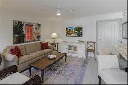 480 5th St S Unit 105, Naples FL 34102