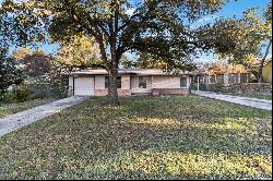 411 Inspiration Dr, San Antonio TX 78228