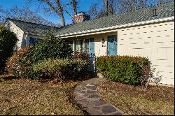 233 Miantonomo Drive, Warwick RI 02888