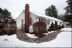 44 Alder Road, Simsbury CT 06070