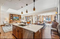 2300 E Deer Valley Drive Unit 903, Park City UT 84060