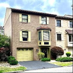 453 Gleneagle Ct, Monroeville PA 15146