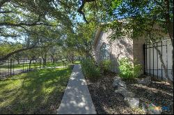 634 Hunters Creek Drive, New Braunfels TX 78132