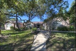 634 Hunters Creek Dr, New Braunfels TX 78132