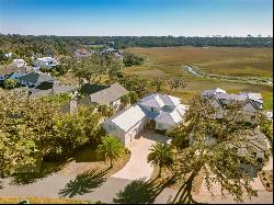 305 Yacht Club Lane, St Simons Island GA 31522