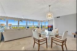 2001 SE Sailfish Point Boulevard Unit 207, Stuart FL 34996