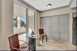 2001 SE Sailfish Point Boulevard Unit 207, Stuart FL 34996