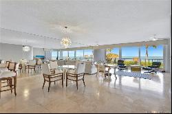 2001 SE Sailfish Point Boulevard Unit 207, Stuart FL 34996