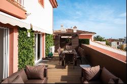 Stunning south-facing duplex penthouse in a sought-after complex, Estepona 29680