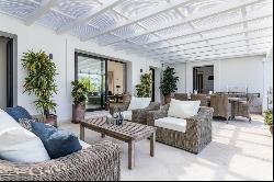 Bright modern villa in Los Naranjos, in the heart of the Golf Va, Marbella 29660