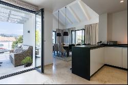 Bright modern villa in Los Naranjos, in the heart of the Golf Va, Marbella 29660