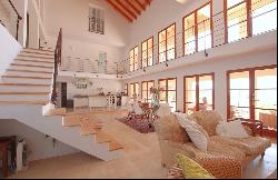 Architectural masterpiece with views for sale in Santanyi area, , Santanyí 07650