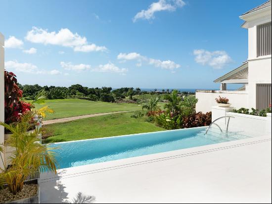 Luxurious sea view villa with an infinity pool within the prestigious Garden Wall communit