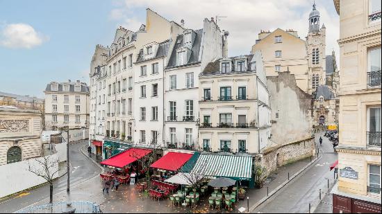 Apartment for sale in Paris, France