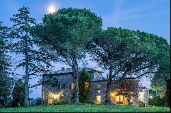 Historic farmhouses in the Italian Countryside near Orvieto