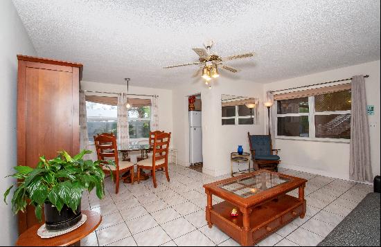 160 Ne 8th Ave,Hallandale Beach, FL, 33009