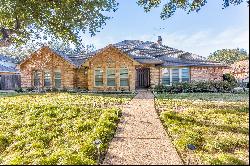 6717 Cool Meadow Drive, Fort Worth, TX 76132