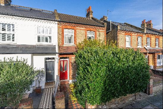 A charming three bedroom semi-detached house in need of modernisation for sale on South Pa