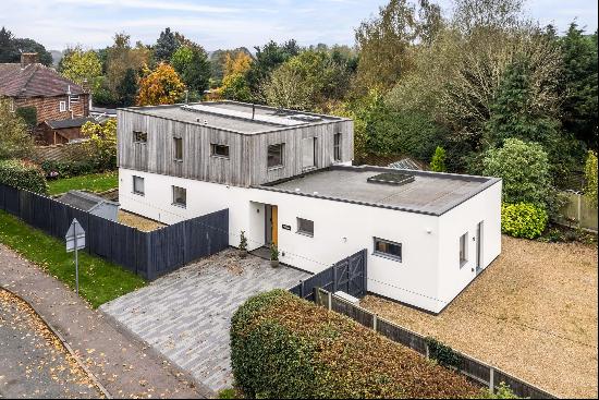 A fantastic, contemporary, recently modernised four bedroom family home, situated in Ryars