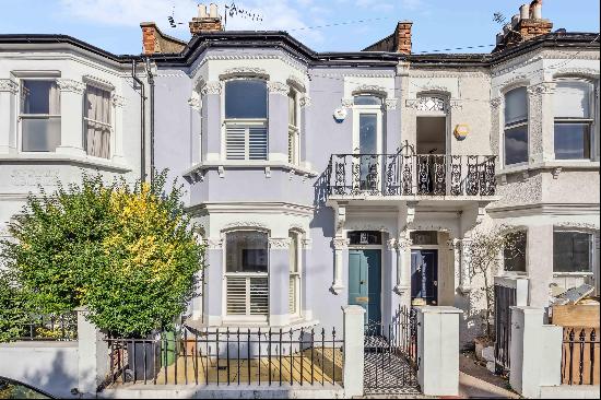 A characterful four bedroom family home on Hartismere Road.