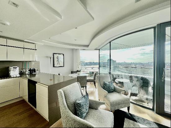 Stunning two bedroom apartment with panoramic river views over Westminster.