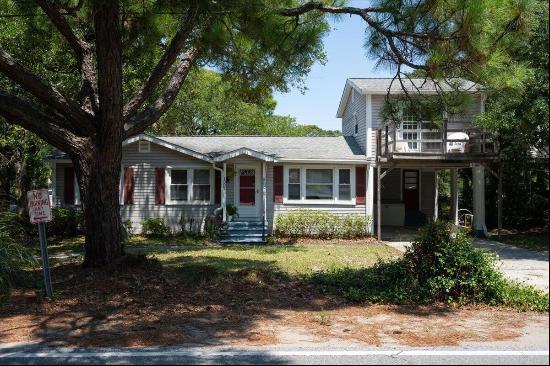 1302 E Ashley Avenue, Folly Beach, SC, 29439, USA