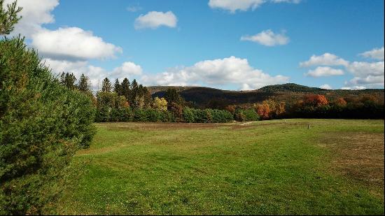 Sunny Views to Monument Mountain