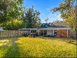 Charming Renovated Home in Historic Bunkers Cove