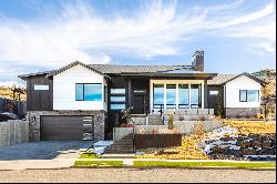 Sought-After Heber Neighborhood, Modern Design Home with Stunning Views