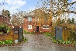 Moss Lane, Styal, Wilmslow, Cheshire, SK9 4LF