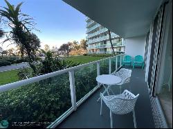 333 NE 21st Ave #208, Deerfield Beach FL 33441