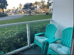 333 NE 21st Ave #208, Deerfield Beach FL 33441