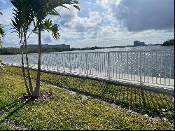 500 Bayview Dr Unit 617, Sunny Isles Beach FL 33160