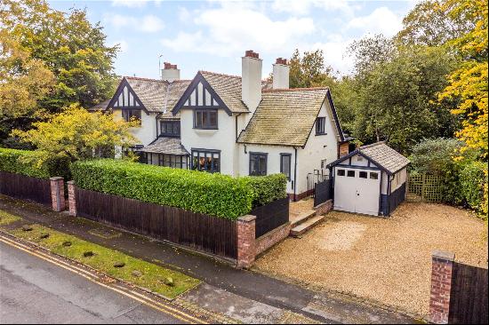 Styal Road, Wilmslow, Cheshire, SK9 4AE