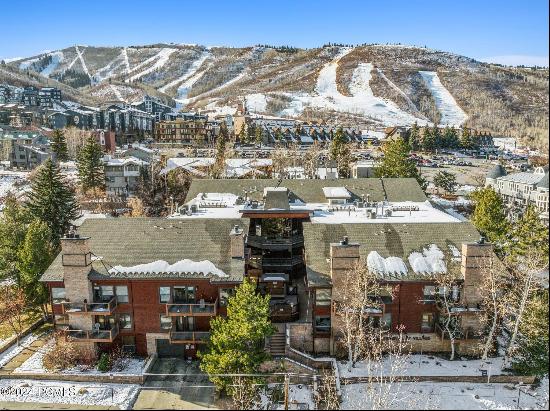 1375 Woodside Avenue Unit 203, Park City UT 84060