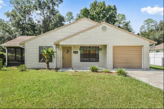 21174 SW Peach Blossom Street, Dunnellon FL 34431