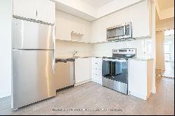 202 Burnhamthorpe Road E Unit 1305, Mississauga ON L5A4L4