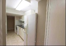 192 Maxome Avenue Unit A, Toronto C14 ON sqmM3L2