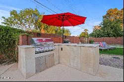 8450 E Montecito Avenue, Scottsdale AZ 85251