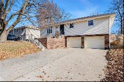 2209 N Leonard Road, St Joseph MO 64506